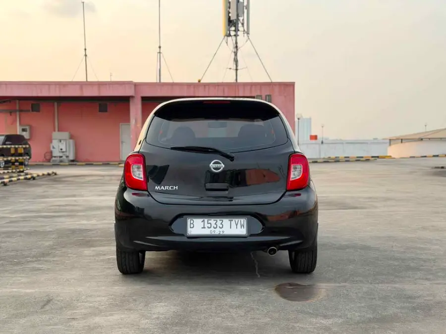 Nissan March 1.2 XS 2014