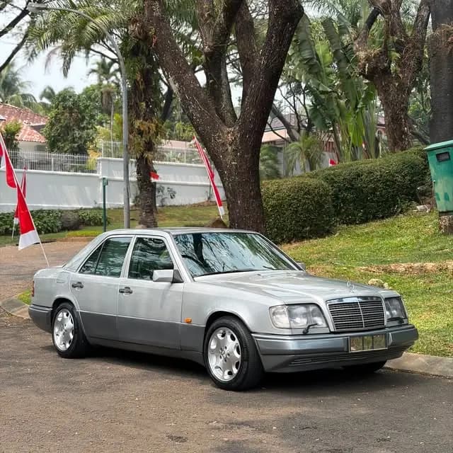 Mercedes-Benz E 320 Masterpiece 1995