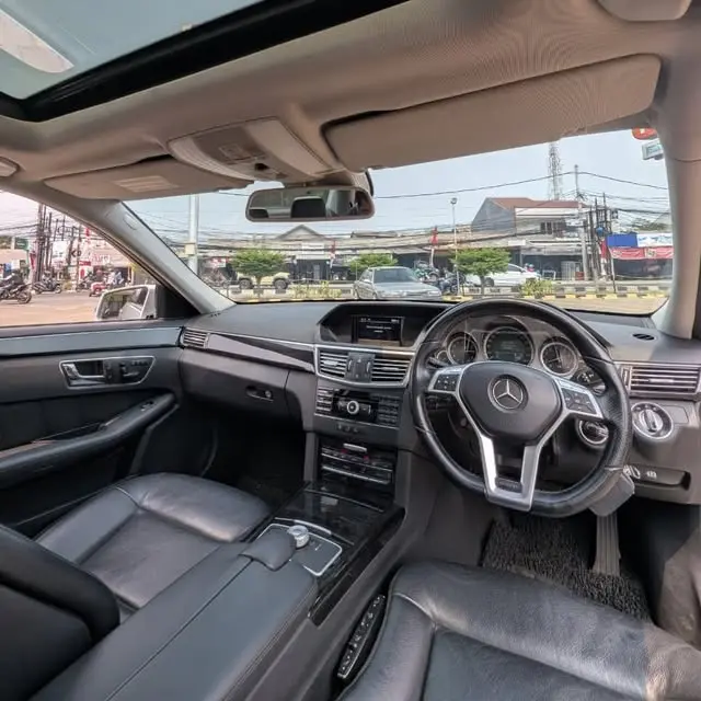 Mercedes-Benz E 300 Avantgarde 2010