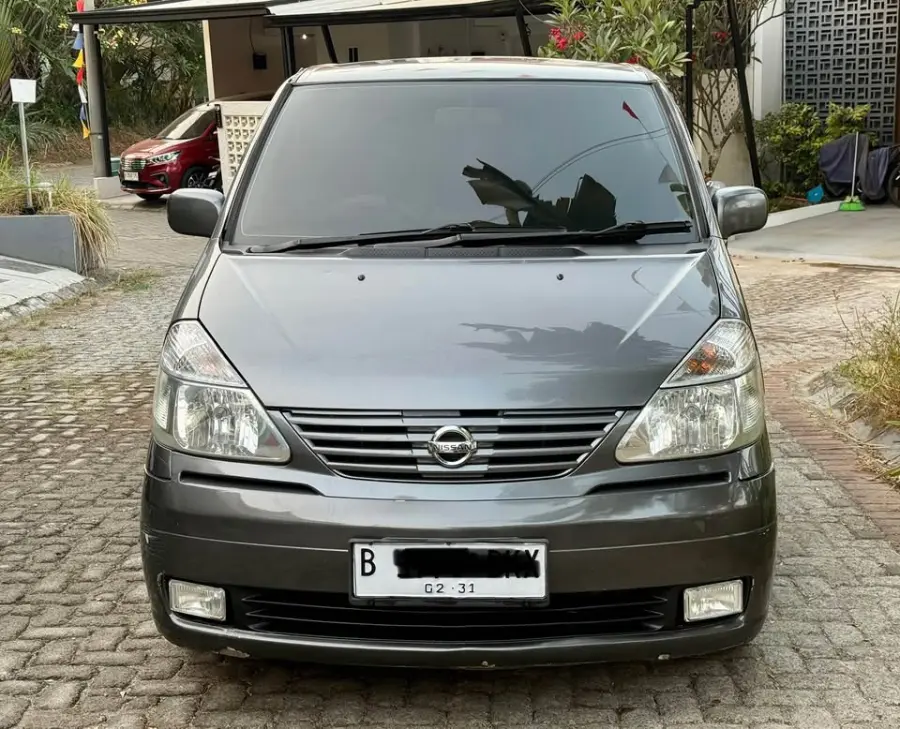 Nissan Serena CT 2011