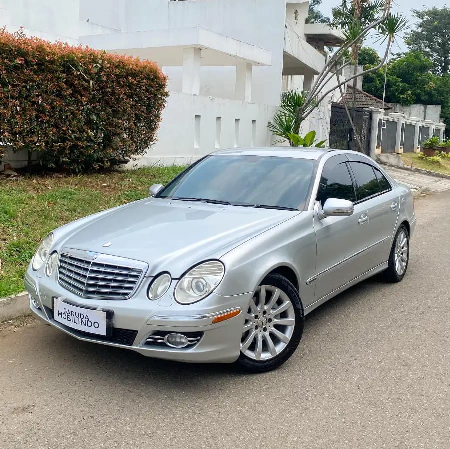 Mercedes-Benz E 280 7G-tronic 2009