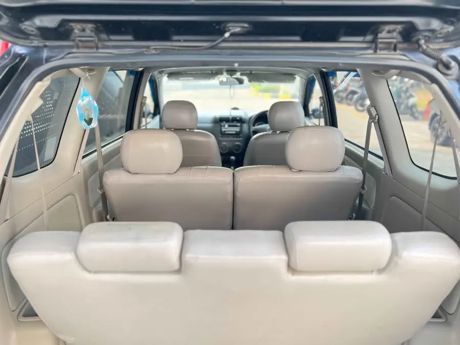Toyota Avanza 1.3 G 2010