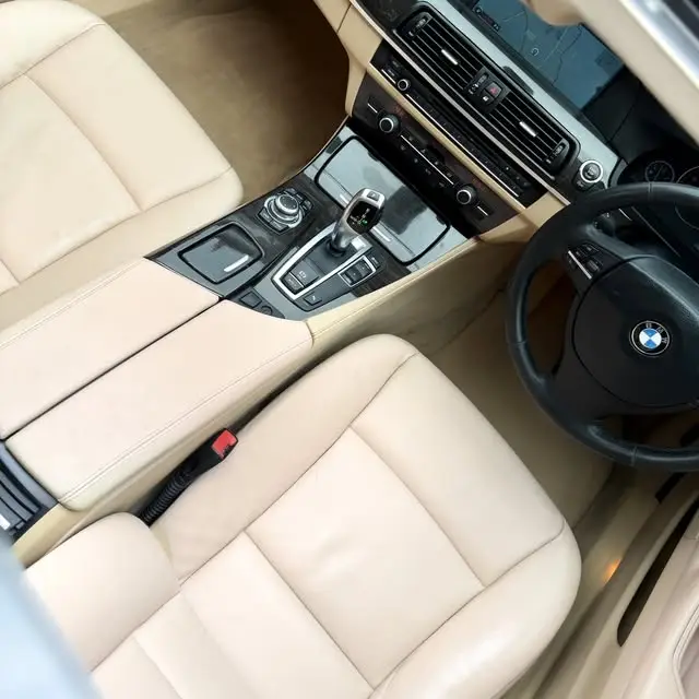 BMW F10 528i 2013