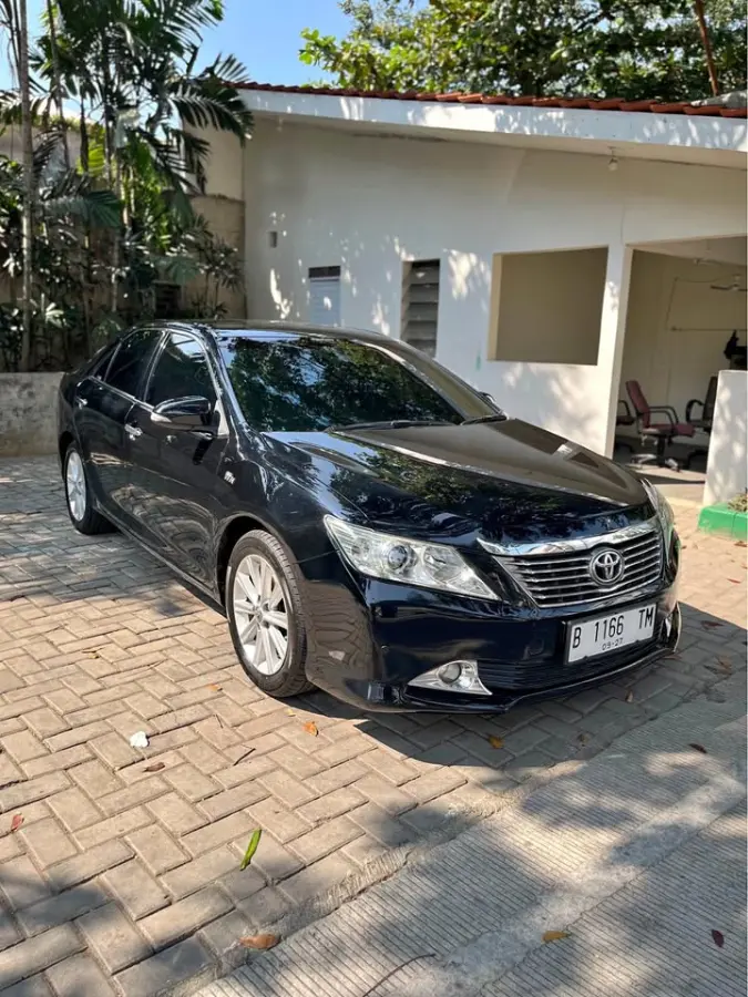 Toyota Camry 2.5 V 2012