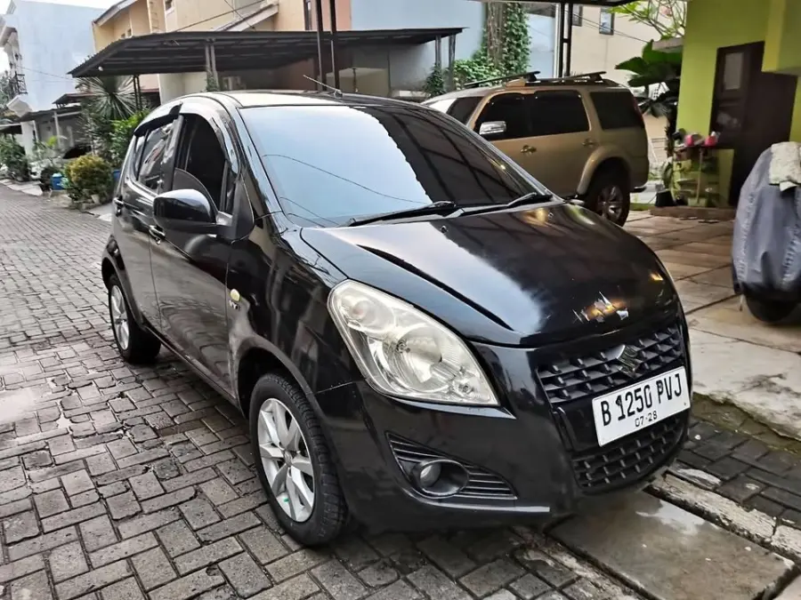 Suzuki Splash GL 2013