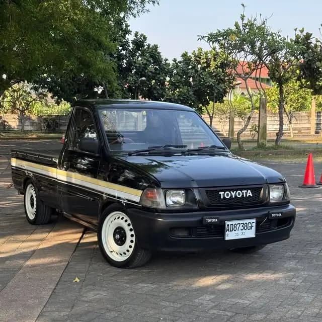 Toyota Kijang Pick-Up Diesel 2001