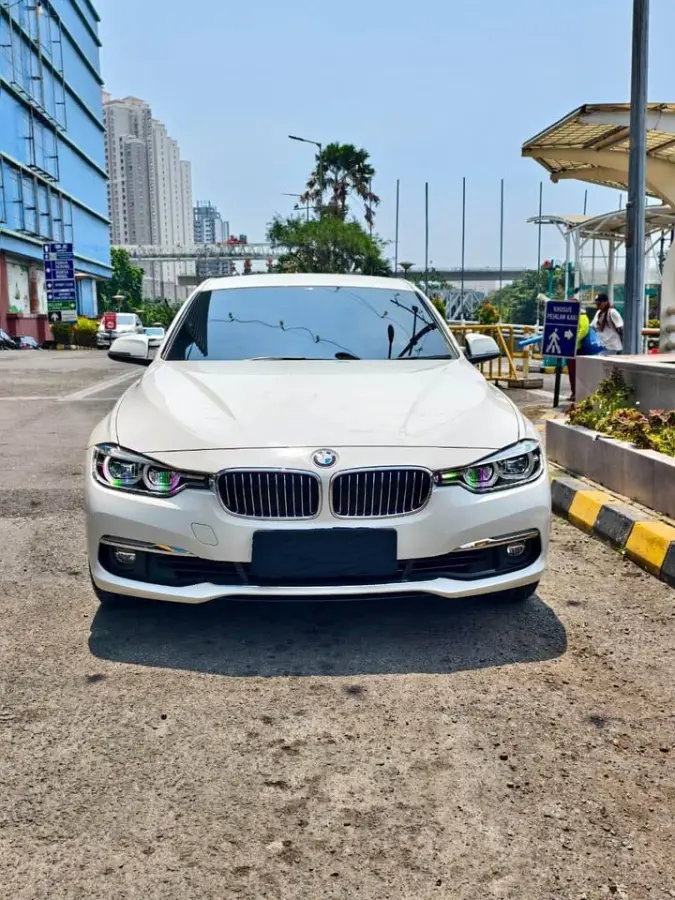BMW F30 320i 2018