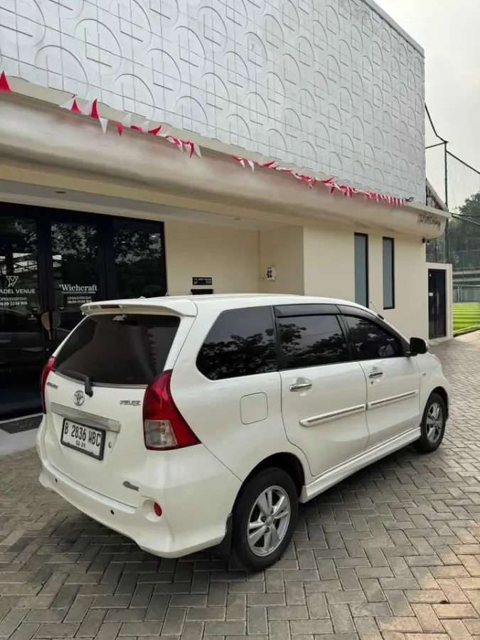 Toyota Avanza 1.5 Veloz 2013