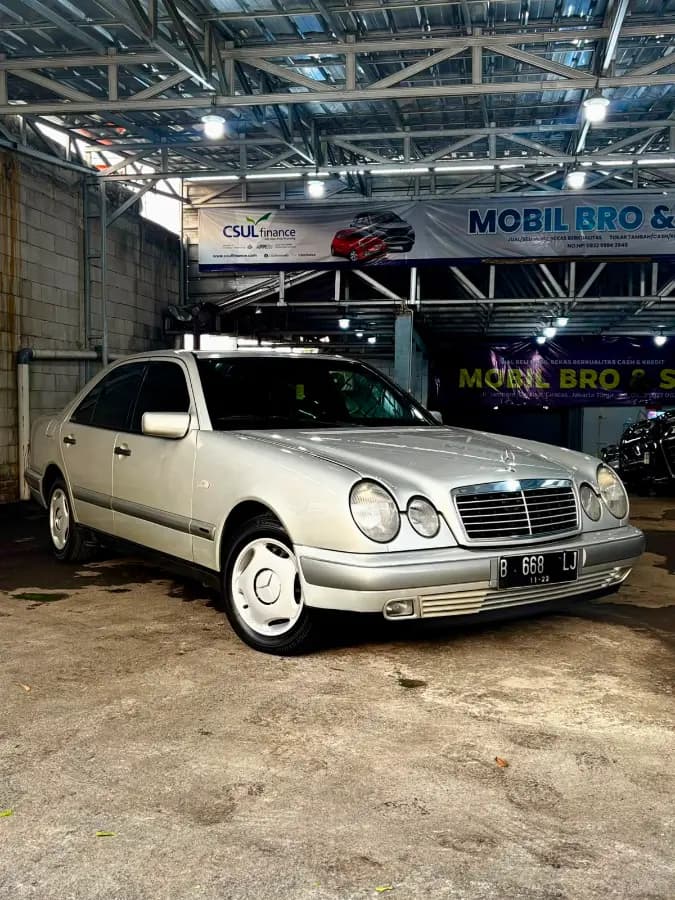 Mercedes-Benz E 230 1997