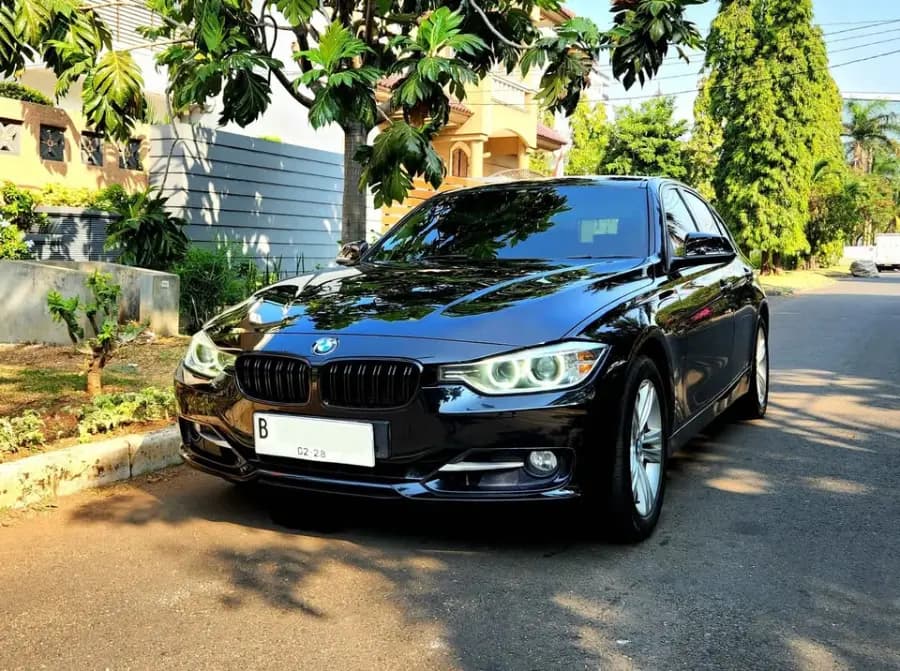 BMW F30 320i 2014