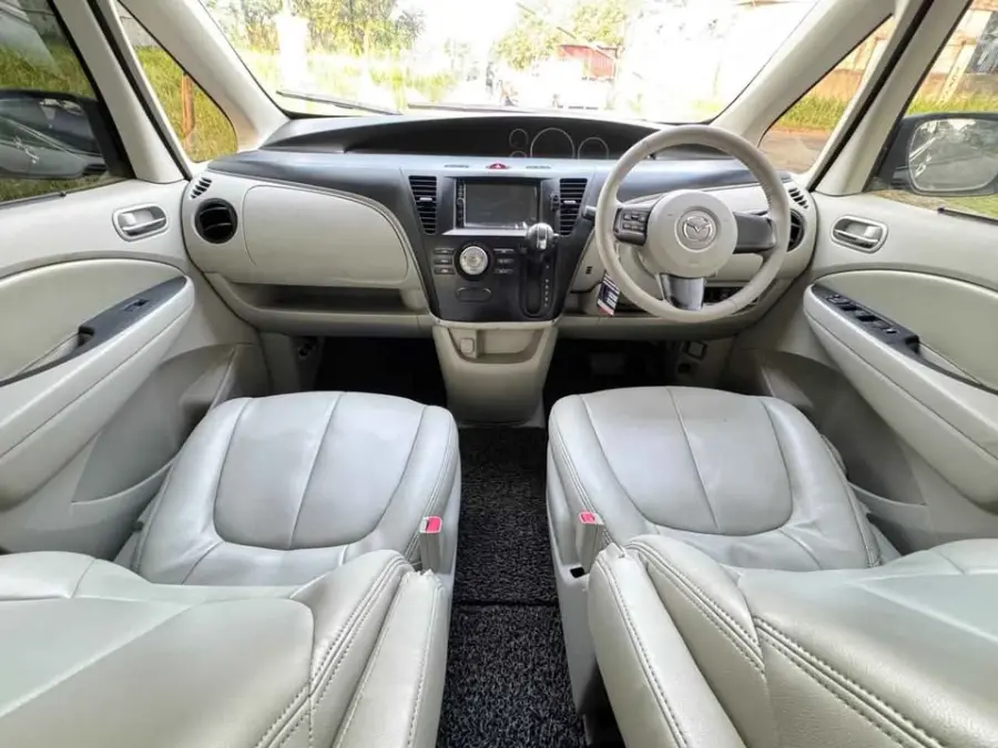 Mazda Biante Standard 2012