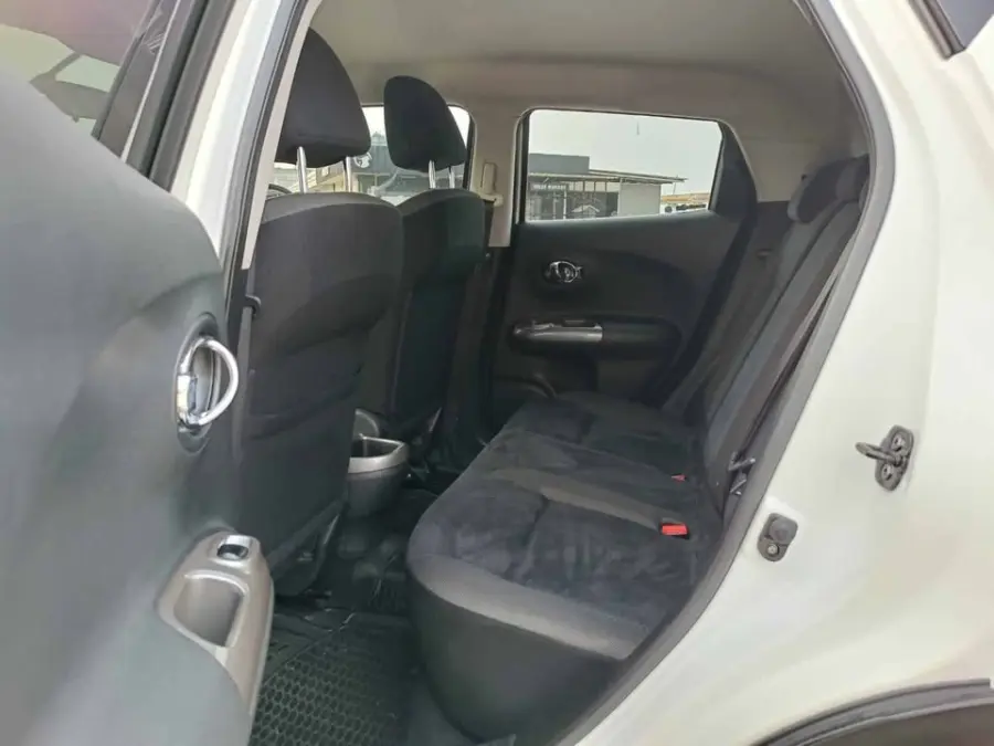 Nissan Juke RX 2012