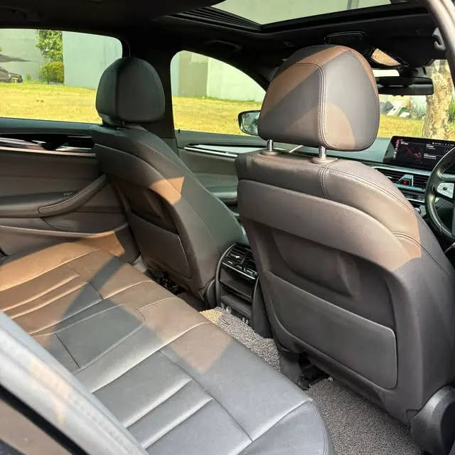 BMW G30 520i 2020