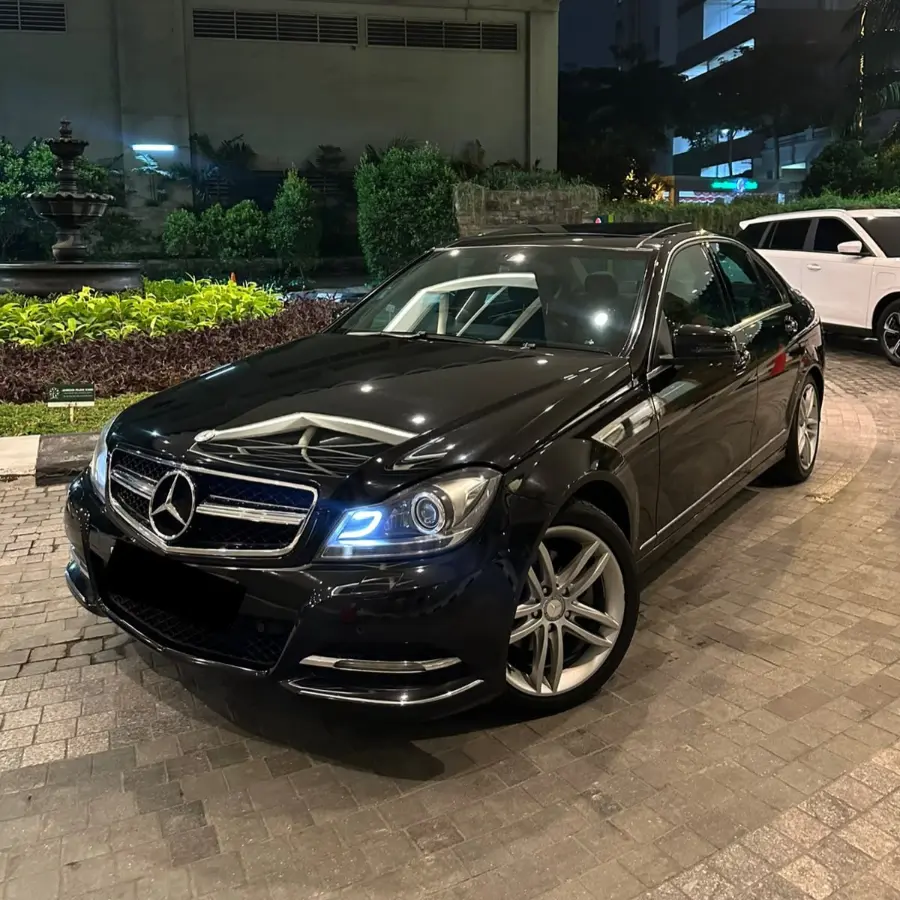 Mercedes-Benz C 300 2012
