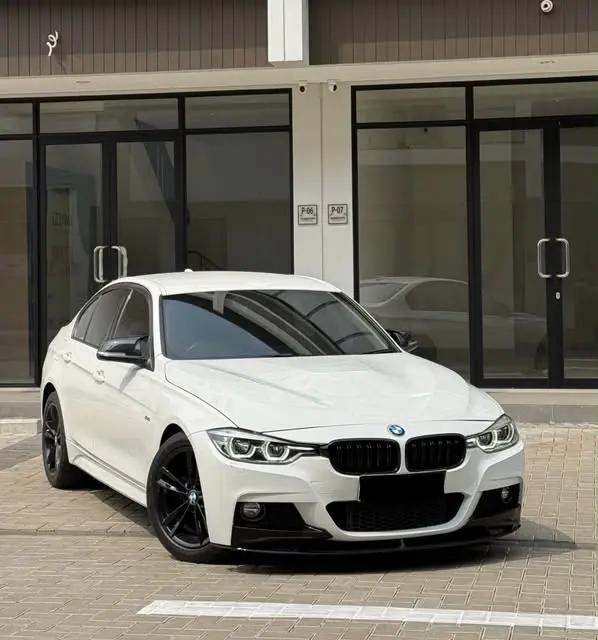BMW F30 320i 2017