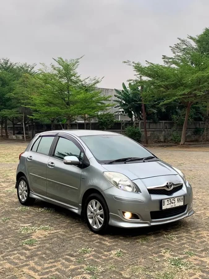 Toyota Yaris 1.5 S 2011