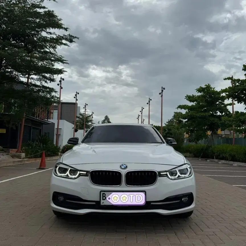 BMW F30 320i 2017