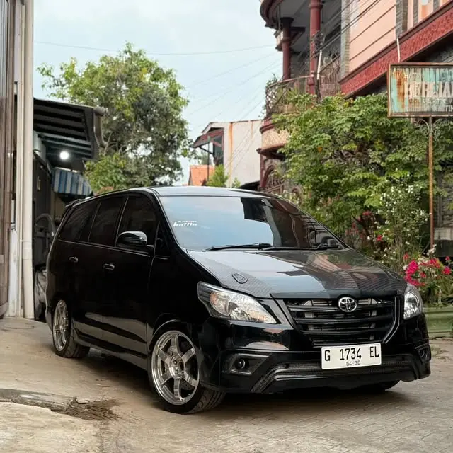 Toyota Kijang Innova 2.0 V 2007