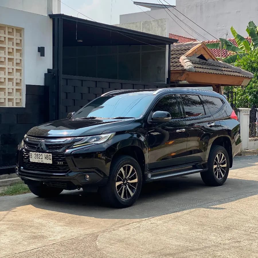 Mitsubishi Pajero Sport Dakar 2023