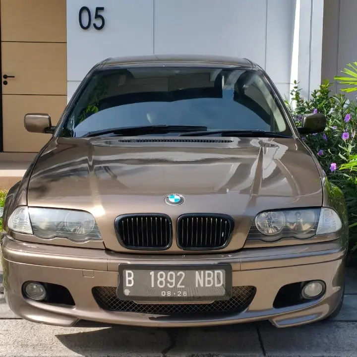 BMW E46 325i 2001