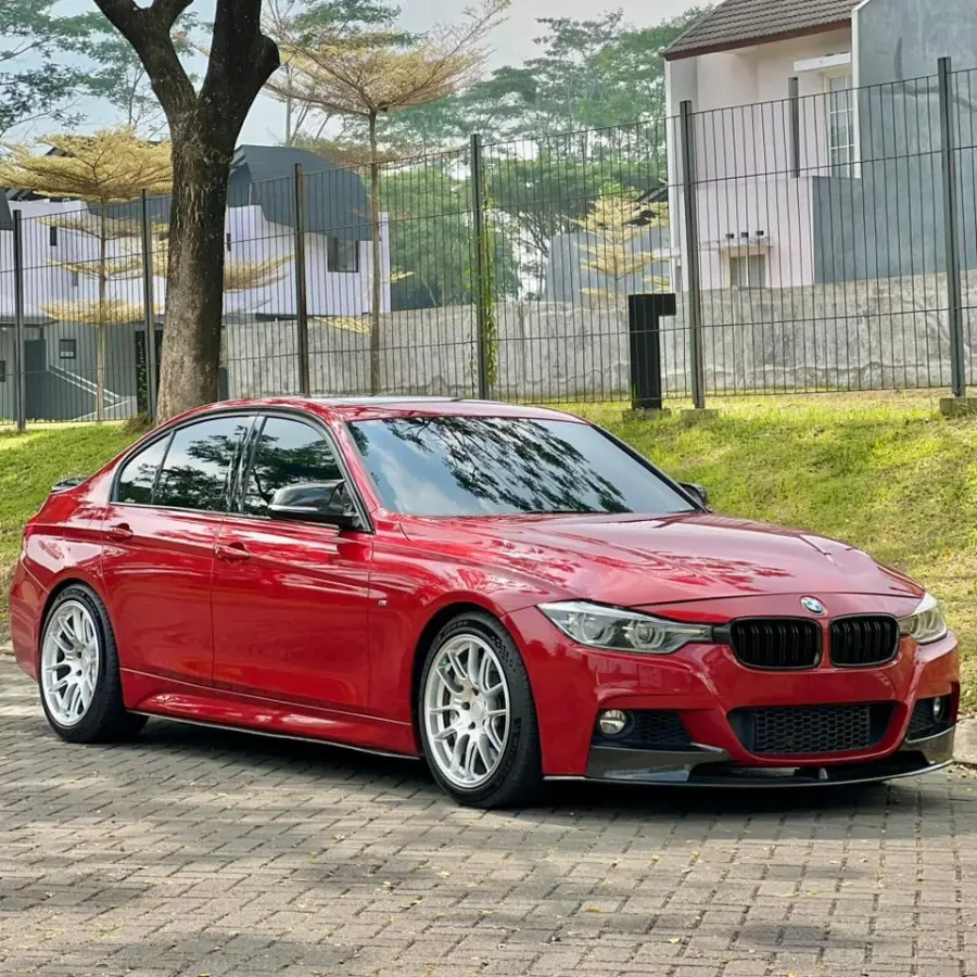 BMW F30 330i 2015