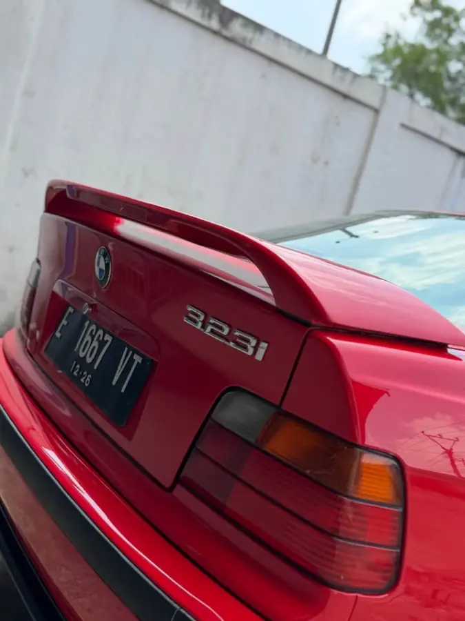 BMW E36 323i 1997