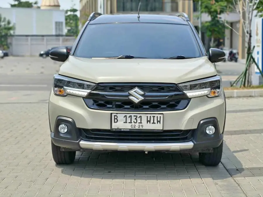 Suzuki XL7 Alpha Hybrid 2024
