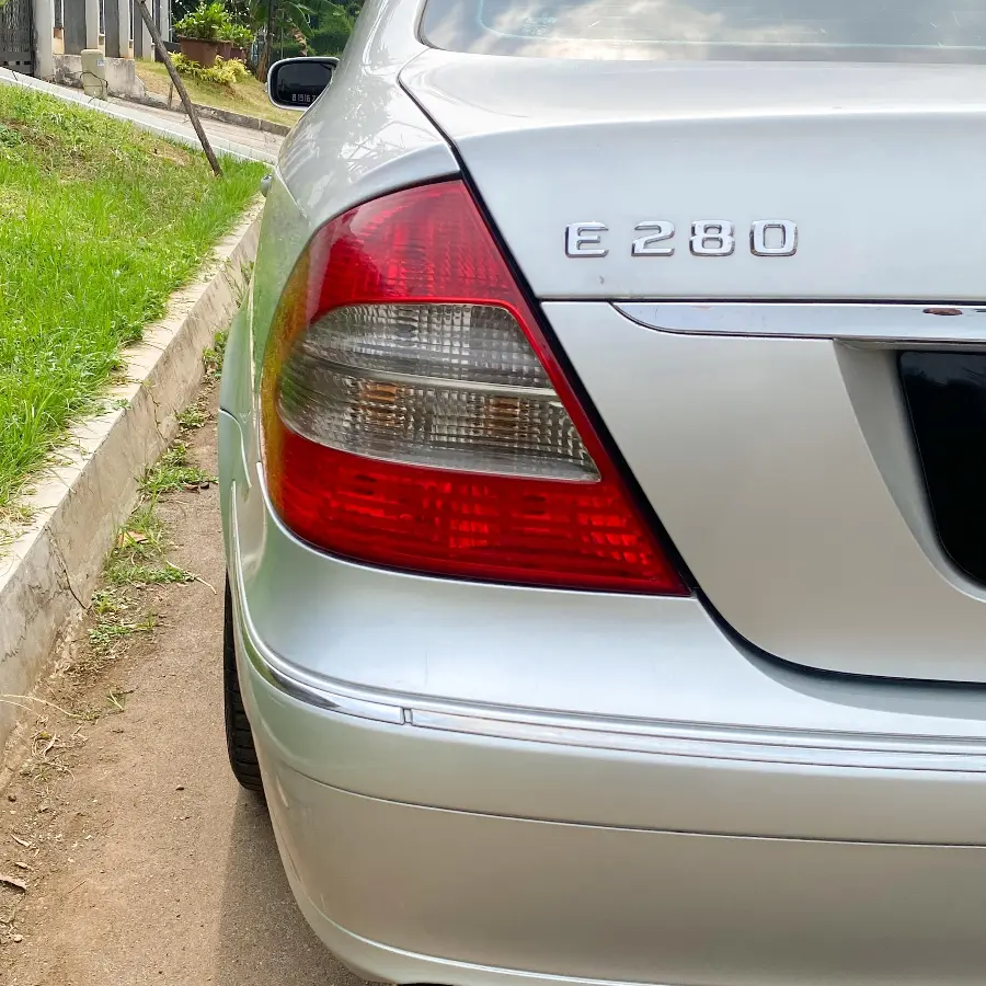 Mercedes-Benz E 280 7G-tronic 2009