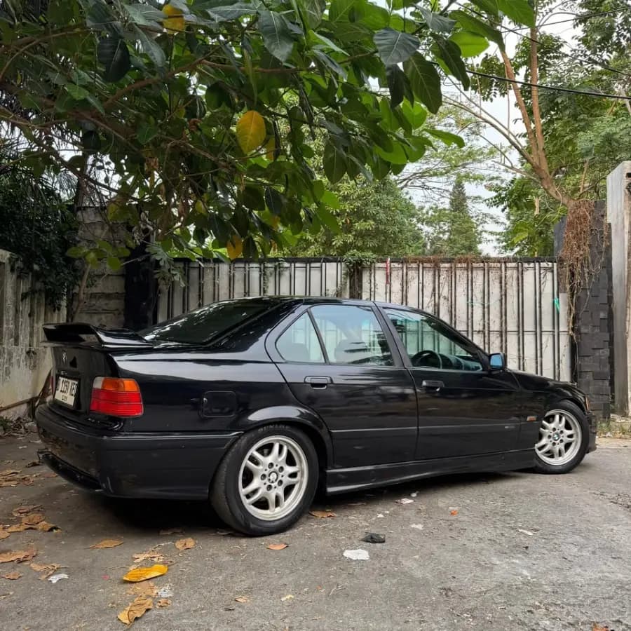 BMW E36 320i 1996