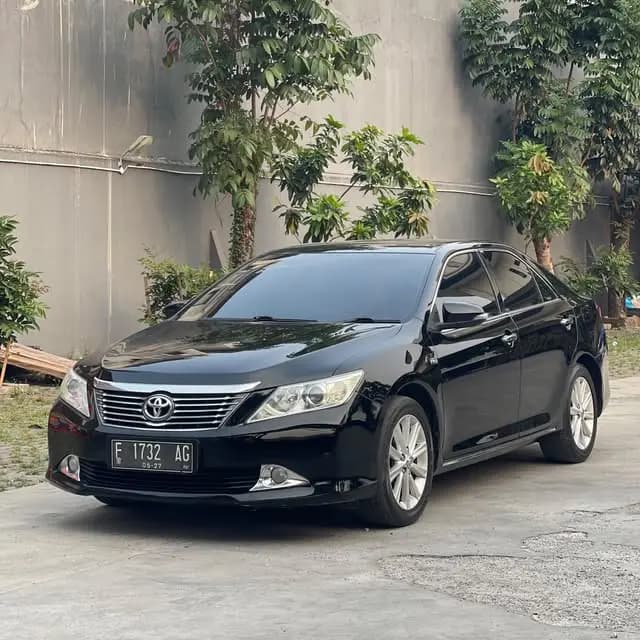 Toyota Camry 2.5 V 2012