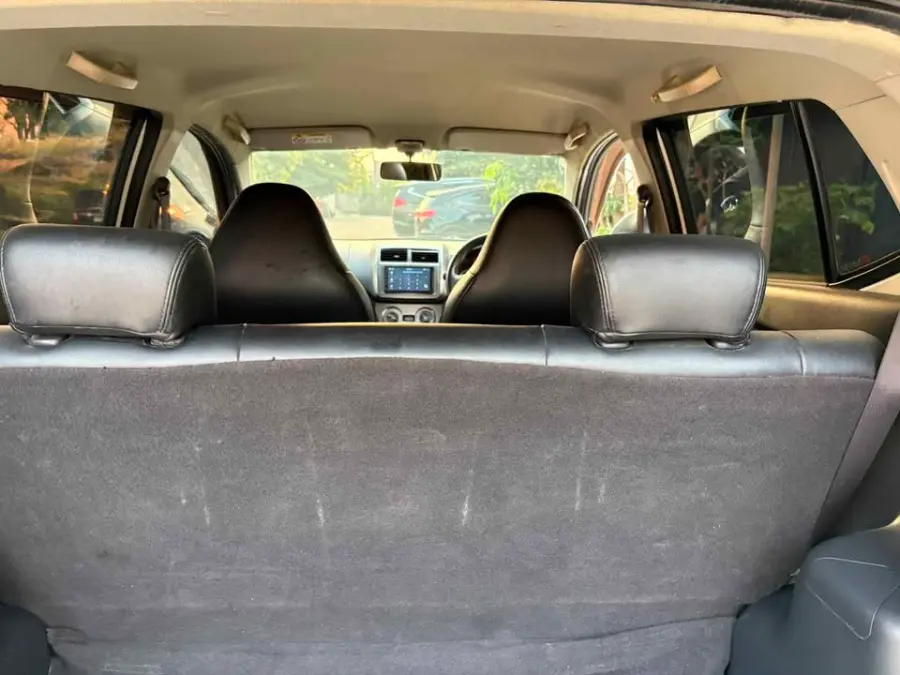 Daihatsu Ayla 1.0 X 2019