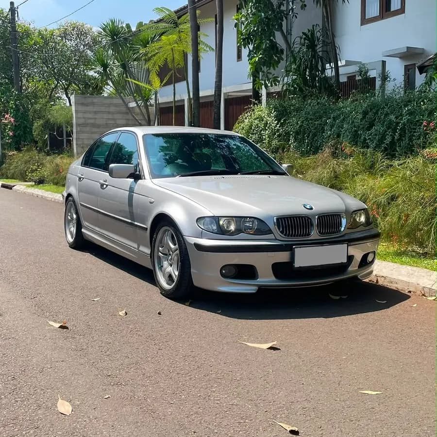 BMW E46 330i 2004