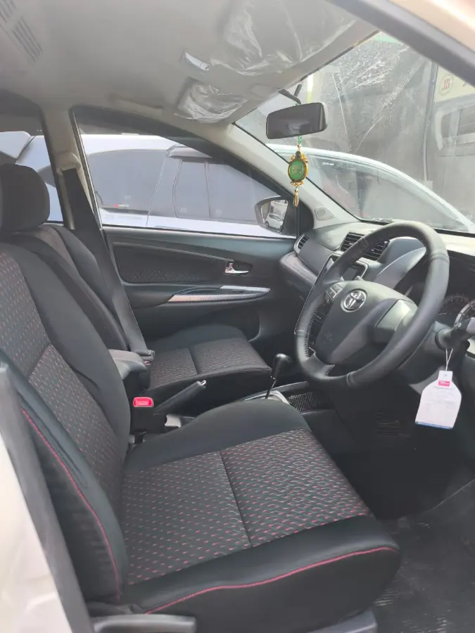 Toyota Sienta 1.5 G 2017